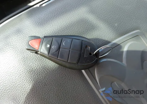 2015 Ram 1500 Outdoorsman z USA, uszkodzony, nr VIN 1C6RR7TT8FS662585